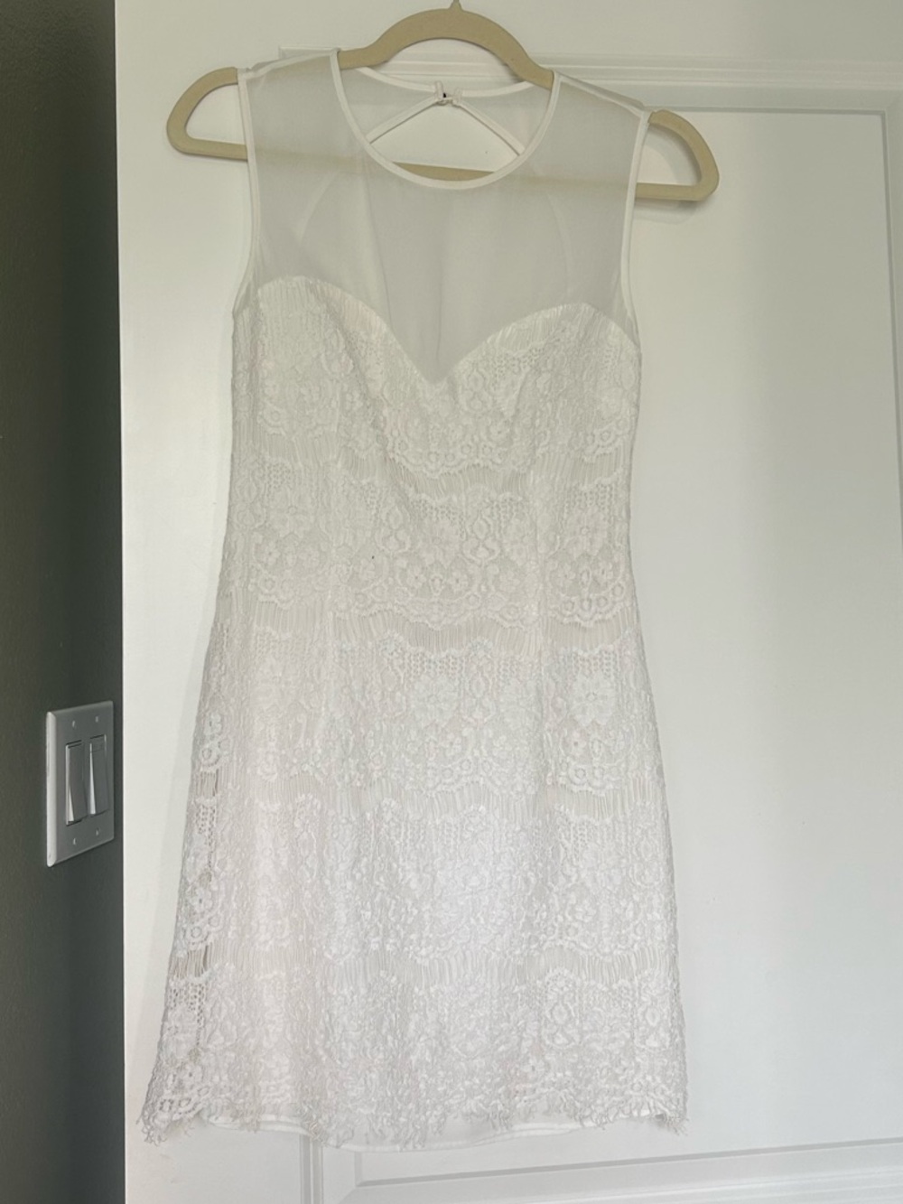 WHITE DOLCE VITA DRESS